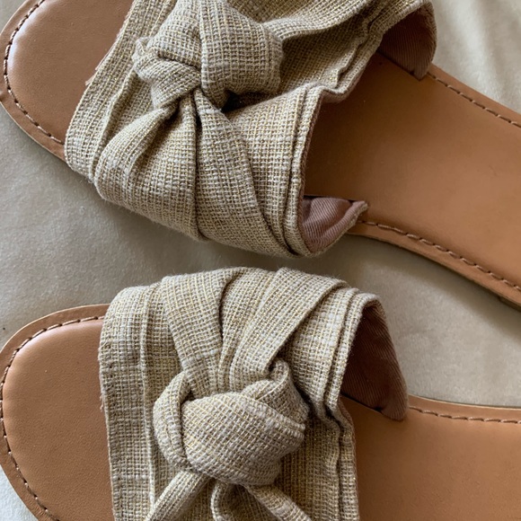 Brand New ladies sandals - Picture 3 of 6